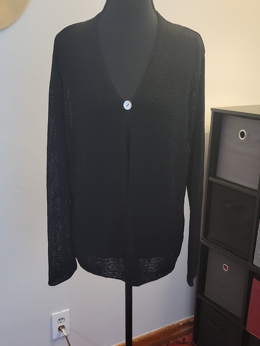 Talbots Black V-Neck Single-Button Lightweight Sweater